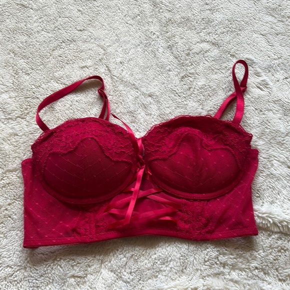 H&M Red Lace Balconette Bra – Size 34A | Pre-Loved | Feminine & Flirty - Picture 1 of 5